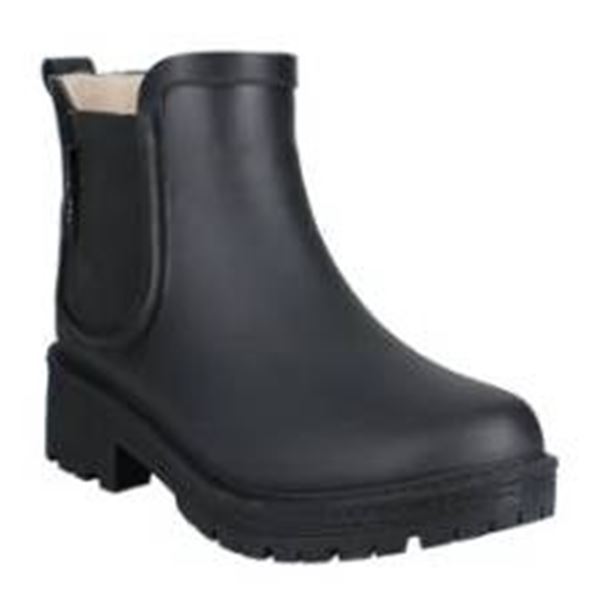 Black Slip-On Boots with Treaded Sole, Size 8