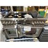 Image 1 : 48-Inch Gas Range with 6 Burners, Griddle, and Dual Ovens