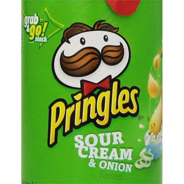Pringles Sour Cream and Onion 12 x 39g Snack Pack, Green Can
