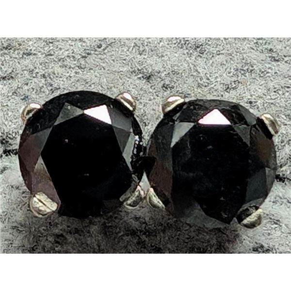 $900, 14K(0.7g), BLACK DIAMOND (1.02ct) EARRING, appraised value $900