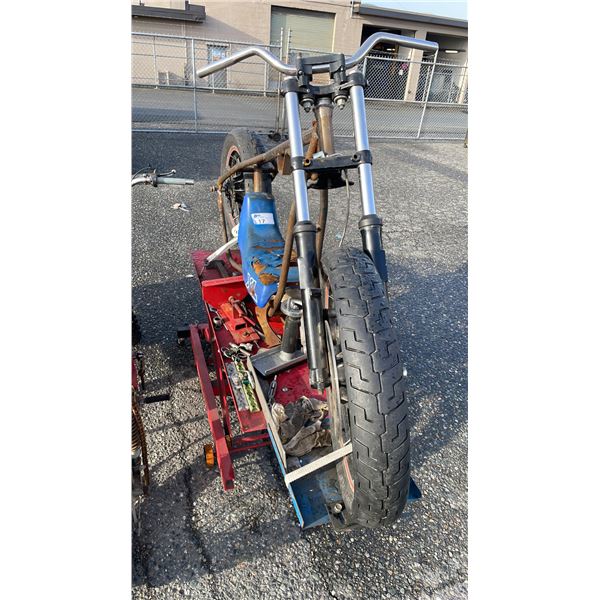 MOTORCYCLE, BLUE, VIN PA1RL1E223N120473, VIN DOES NOT DECODE, COMES WITH STAND