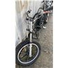Image 2 : MOTORCYCLE, BLACK, NO VIN PLATE,