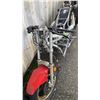 Image 1 : 1985 YAMAHA RZ500, MOTORCYCLE, SILVER & RED, VIN JYA52X007FA005185,