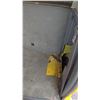 Image 12 : 2001 NISSAN FRONTIER, 2DR PICKUP, YELLOW, VIN 1N6ED26T81C397610,