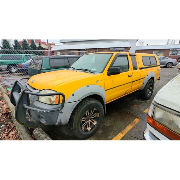 2001 NISSAN FRONTIER, 2DR PICKUP, YELLOW, VIN 1N6ED26T81C397610,