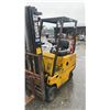 Image 2 : CLARKELIFT C500-30, LPG FORKLIFT, YELLOW *DOES NOT RUN*,