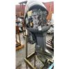 Image 3 : YAMAHA SX200TXR2 SALTWATER SERIES II V6 200 HP 0X66 FUEL INJECTION OUTBOARD MOTOR ON PORTABLE MOTOR