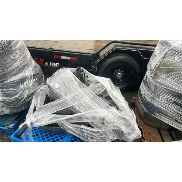PALLET OF ASSORTED OUTBOARD MOTOR PARTS *UNKNOWN RUNNING CONDITION*