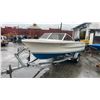 Image 3 : HOURSTON GLASSCRAFT 13K115215, BOAT, WHITE & BLUE, ON 2012 ROAD RUNNER 17' TRAILER,