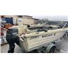 Image 5 : HOURSTON GLASSCRAFT 13K199412, BOAT, WHITE & BLUE, ON 2006 ROAD RUNNER TRAILER,