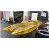 Image 2 : 12' CATAMARAN BOAT YELLOW, NO VIN PLATE,
