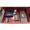 Image 9 : PROTO RED METAL MOBILE 7 DRAWER TOOL CHEST WITH ASSORTED TOOLING CONTENTS