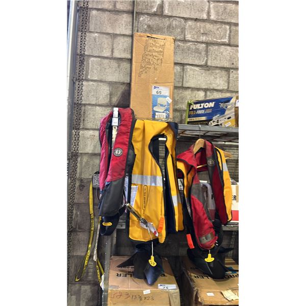 ALL WEATHER HIGH BACK GREY BOAT SEAT & 2 CO2 INFLATABLE LIFE VESTS