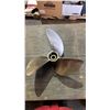 Image 2 : YAMAHA STAINLESS STEEL 24P 24" RACE PROPELLER