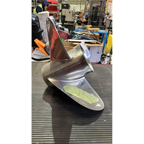 STAINLESS STEEL 15 1/4 X 17-M PROPELLER
