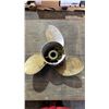 Image 2 : TURNING POINT EXPRESS STAINLESS STEEL 13 1/4 X 19 PROPELLER