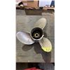 Image 2 : YAMAHA SALTWATER SERIES 2, 19-T 15 1/4 PROPELLER