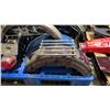 Image 3 : PALLET OF ASSORTED MOTORCYCLE FENDERS