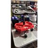 Image 1 : TEKRITE PLASTIC MOBILE ROLLER SEAT WITH STORAGE PLATE