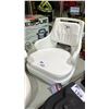 Image 2 : WHITE PADDED REPLACEMENT BOAT SEAT