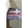 Image 3 : WHITE PADDED REPLACEMENT BOAT SEAT