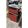 Image 2 : SMALL BLACK/RED METAL TOOL STORAGE CABINET APPROX 18" W X 11" D X 33" H