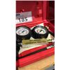 Image 4 : MILTI-PORT FUEL INJECTION PRESSURE TESTING KIT IN HARD TRANSPORT CASE