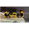 Image 2 : 1966 GT40 MARK II 7 LITRE 427 DIECAST MODEL WITH CERTIFICATE OF AUTHENTICITY