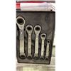 Image 4 : ASSORTED BLUE-POINT COMBINATION WRENCHES & RATCHETING COMBINATION WRENCHES