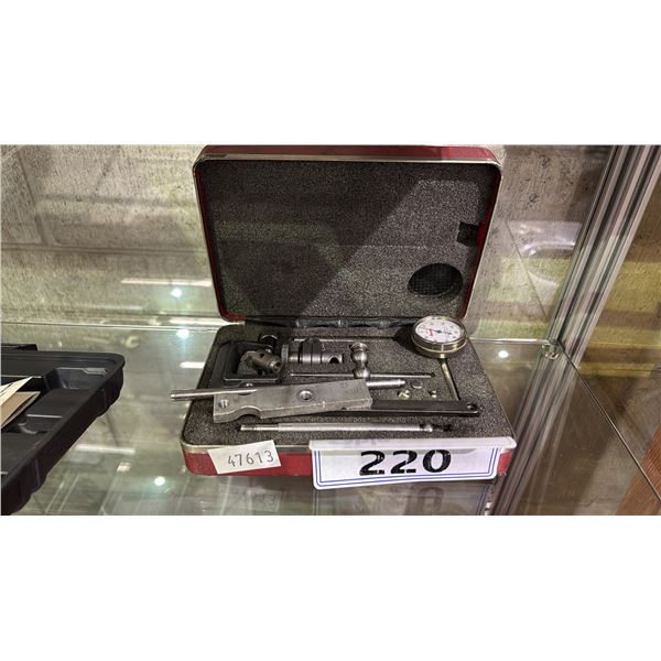 STARETT UNIVERSAL BACK PLUNGER DIAL INDICATOR SET IN CASE