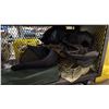 Image 4 : 2 CAMPING CHAIRS IN CANVAS BAGS, SLEEPING BAG & ASSORTED BAGS/COVERS