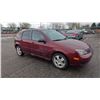 Image 8 : 2007 FORD FOCUS SES, 4DR HATCHBACK, RED, VIN 1FAFP37NX7W337913,