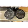 Image 2 : LOT OF ASSORTED MOTORCYCLE SPEEDOMETERS