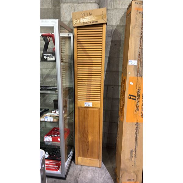 LIGHT WOOD 2 PANEL CLOSET DOOR