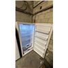 Image 2 : HISENSE PV21C7HWE 32.5" WHITE UPRIGHT CONVERTIBLE FREEZER/REFRIGERATOR