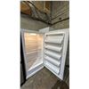 Image 2 : FRIGIDAIRE LFFH17F3QWC 34" WHITE UPRIGHT FREEZER