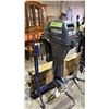 Image 1 : YAMAHA T9.9PLRG 9.9HP OUTBOARD MOTOR ON MOBILE STAND *UNKNOWN WORKING CONDITION*