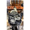 Image 6 : YAMAHA F4LMHA MOTOR ON STAND *UNKNOWN WORKING CONDITION*