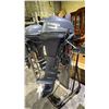 Image 4 : YAMAHA 9.9 HIGH THRUST FOUR STROKE MOTOR ON MOBILE STAND * UNKNOWN WORKING CONDITION*