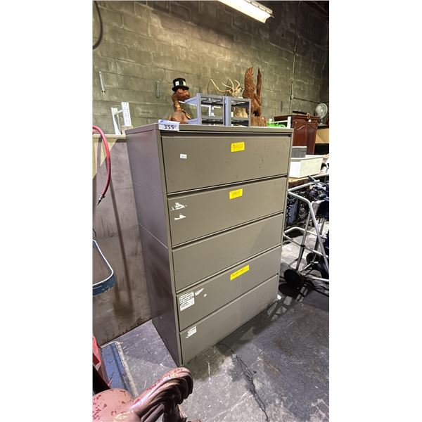 5 DRAWER SHOP CABINET APPROX 39"W X 20"D X 61.5"H