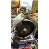 Image 5 : METAL 3 TIER SHOP CART WITH ASSORTED SHOP ITEMS INCLUDING BENCH VICE, GRINDER WHEEL, PARTS,