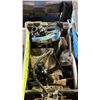 Image 7 : PALLET OF ASSORTED MOTORCYCLE/AUTOMOTIVE PARTS