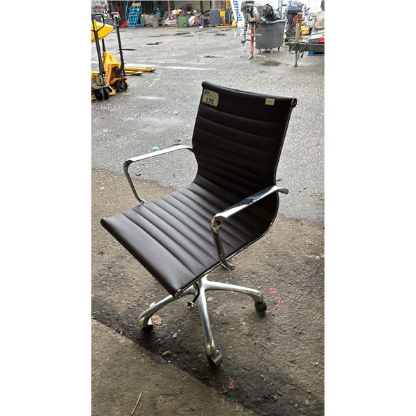 BROWN PADDED MOBILE ADJUSTABLE OFFICE ARMCHAIR