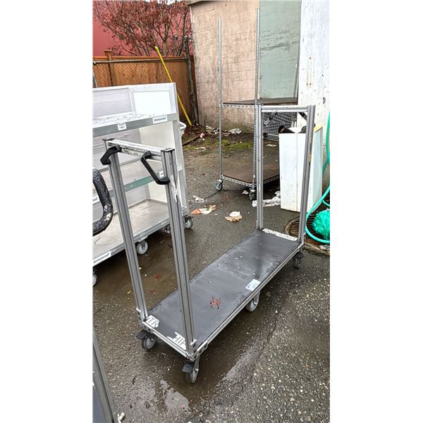 HEAVY DUTY PLATFORM TRUCK