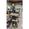 Image 3 : THOMAS SKINNER & SONS YHW-140TA 14" WOOD CUTTING BAND SAW