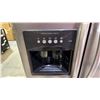 Image 2 : FRIGIDAIRE PROFESSIONAL SERIES STAINLESS STEEL SIDE-BY-SIDE FRIDGE WITH WATER/ICE DISPENSER 36"W