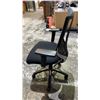 Image 3 : MESH BACK ROLLING OFFICE CHAIR