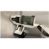 Image 2 : GREENWORKS POWERALL 24V CORDLESS VACUUM WITH BATTERY, CHARGING DOCK & ACCESSORIES