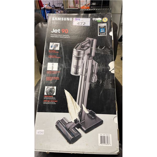 SAMSUNG JET 90 CORDLESS STICK VACUUM (MAY BE MISSING PARTS & PIECES)