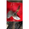 Image 2 : 14 X 20 PR CHROME PROPELLER